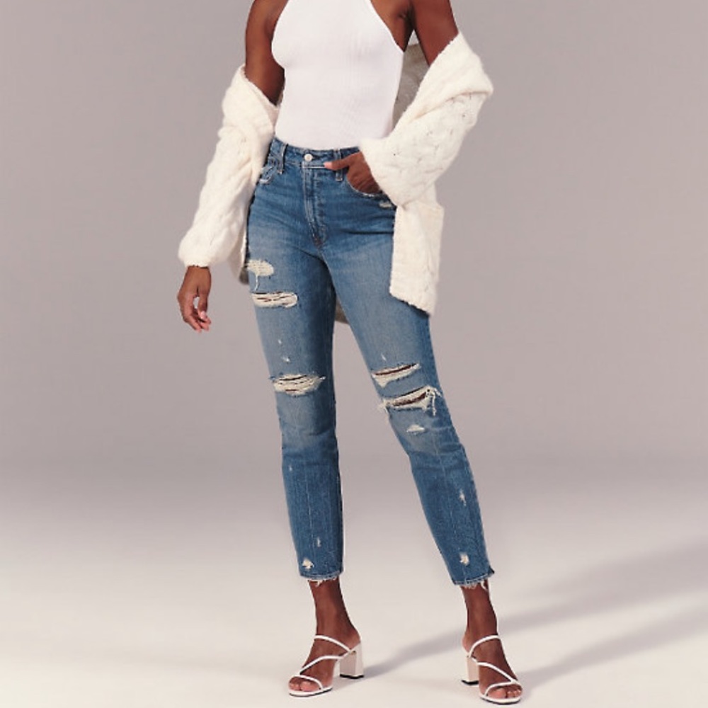 Abercrombie Curve Love High Rise Mom Jeans